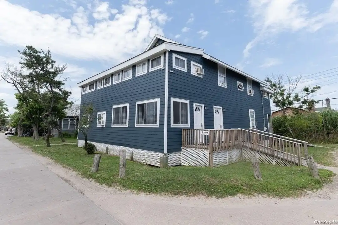 597 Bayberry Walk – photo 1
