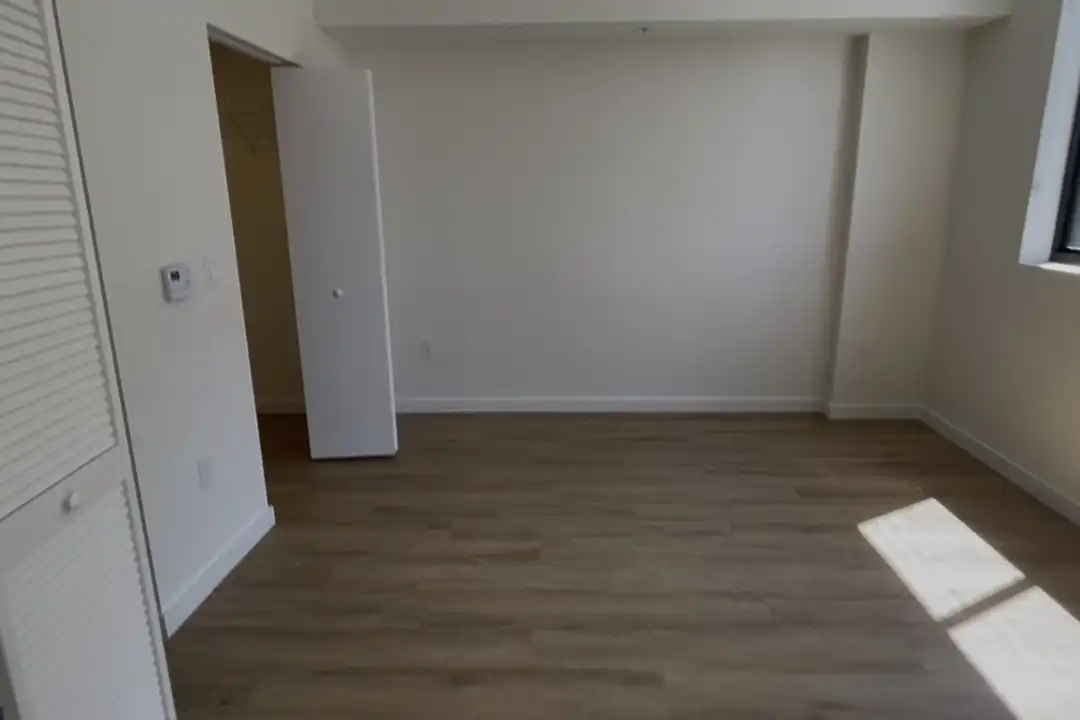 740 E 36th St unit 650 - View 6