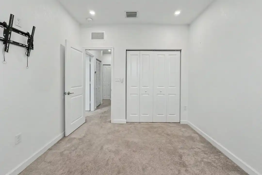 2644 SE 15th Ct unit 2644 - More