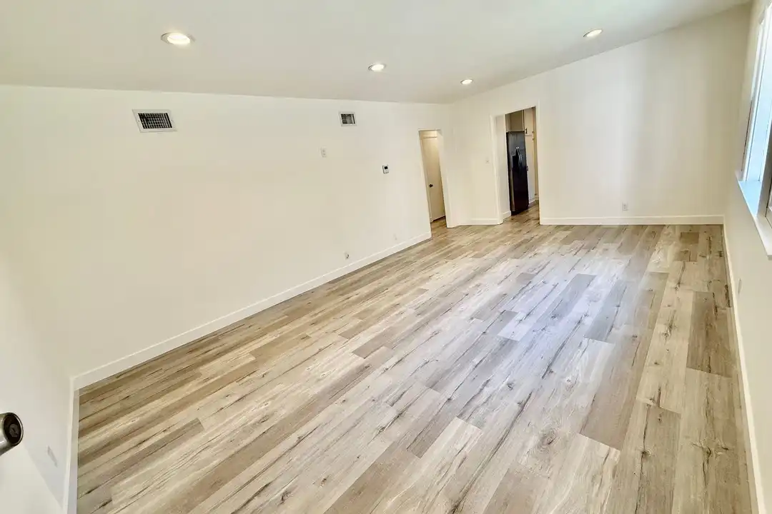 449 N Oakhurst Dr unit 449a - View 6