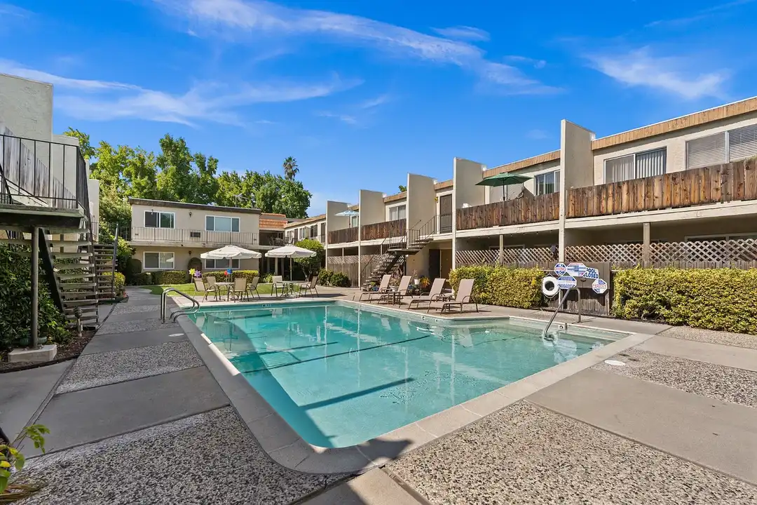Pruneyard Apartments - View 4