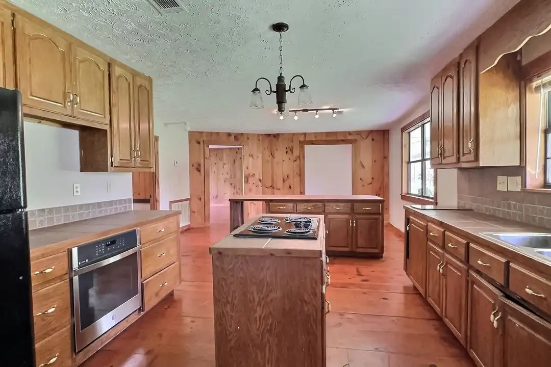 109 Co Rd 64 - View 3