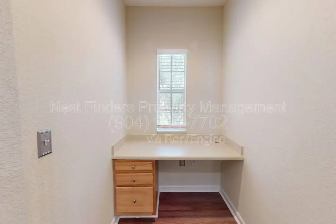 10075 Gate Pkwy N unit 1013 – pohled 5