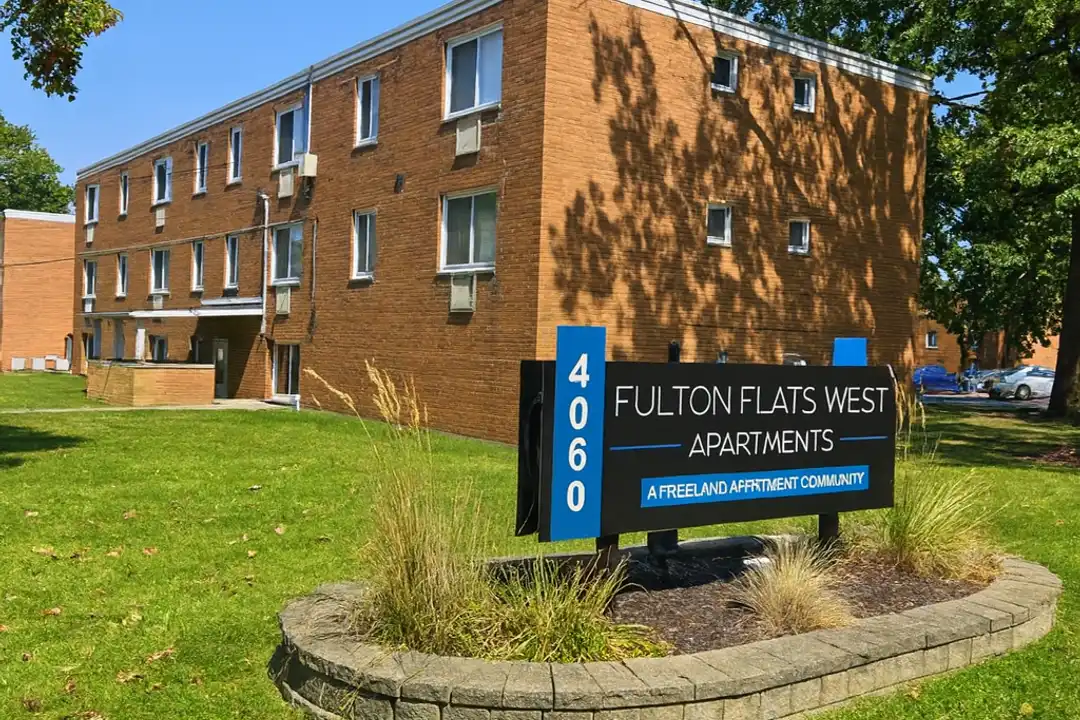 4060 Park Fulton Oval unit 723 – photo 1