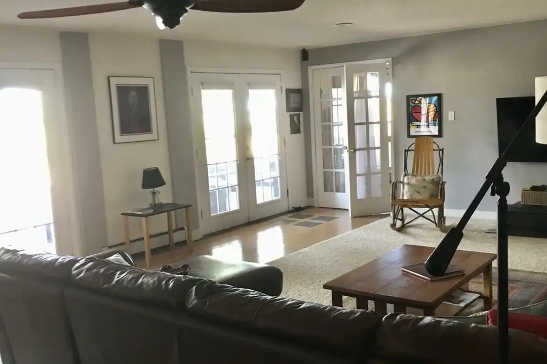 245 Piper Dr - More