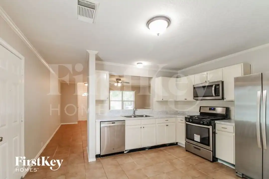 3235 Becker Glen St - View 6