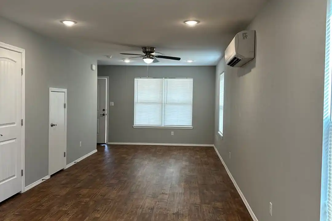 96 N School St unit Unit 15 - View 4