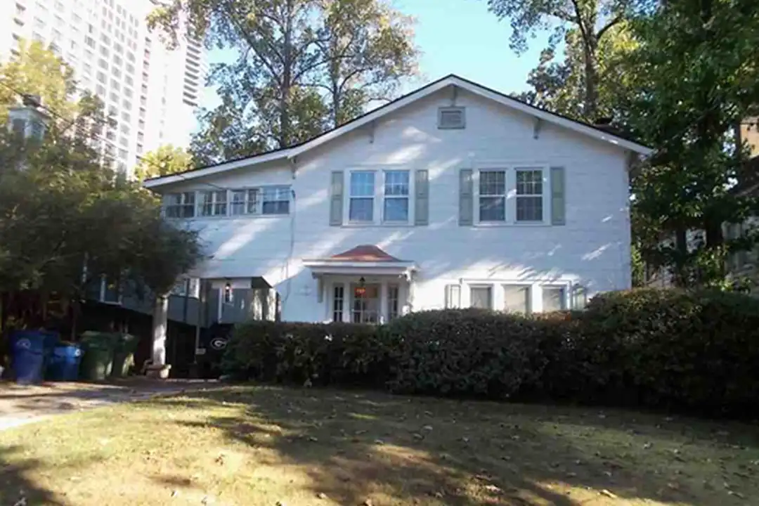 32 Highland Dr NE unit C – photo 1