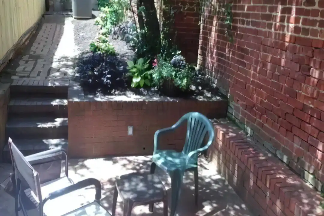 Apartment in Washington - View 5