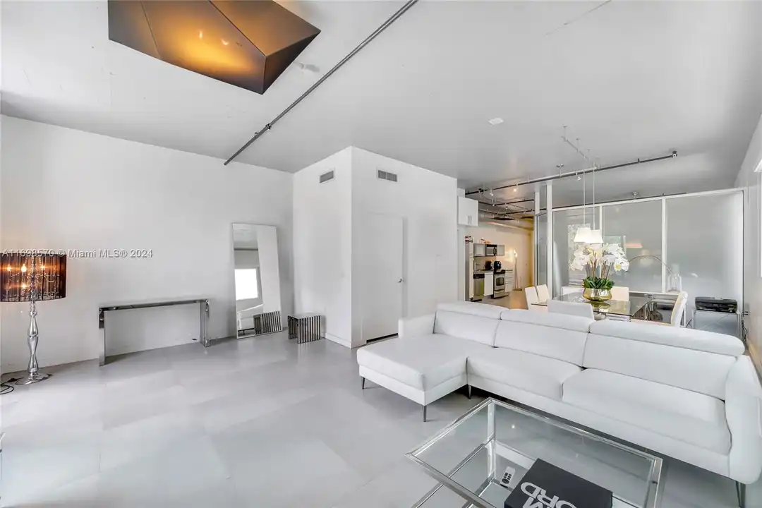 1700 Meridian Ave unit 310 - View 5
