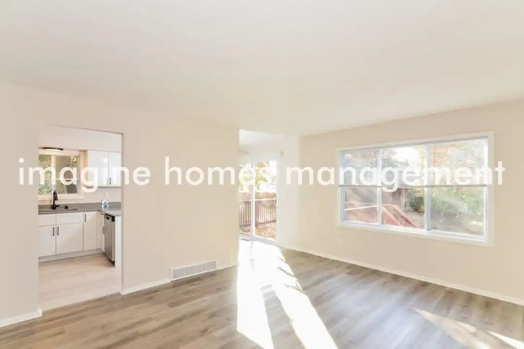 3409 83rd Ave N - View 4