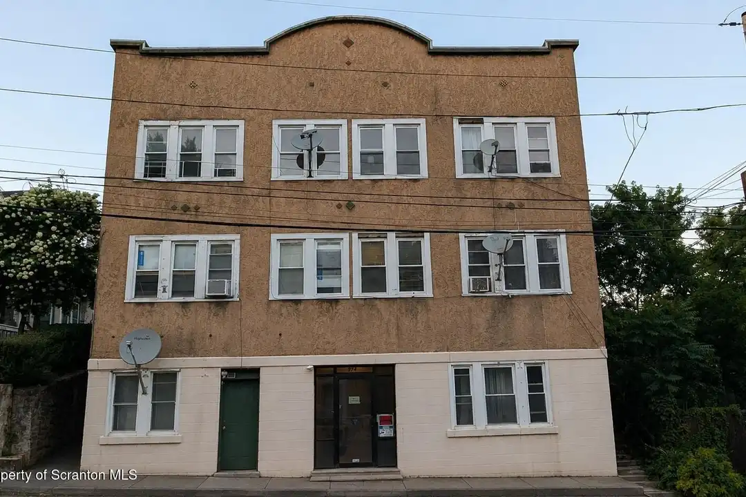 914 W Lackawanna Ave #6 – photo 1