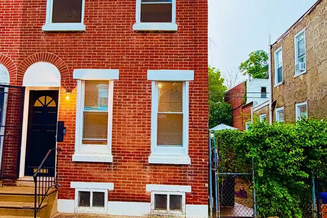 107 E Pastorius St – photo 1