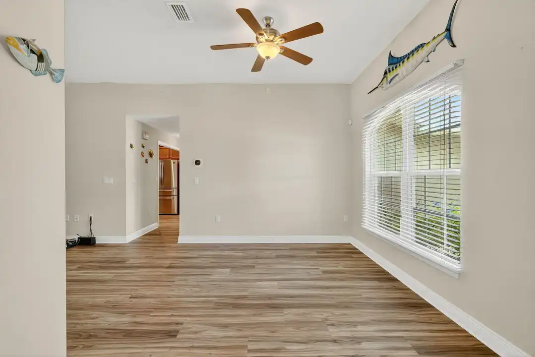 5547 NW Cordrey St - View 6