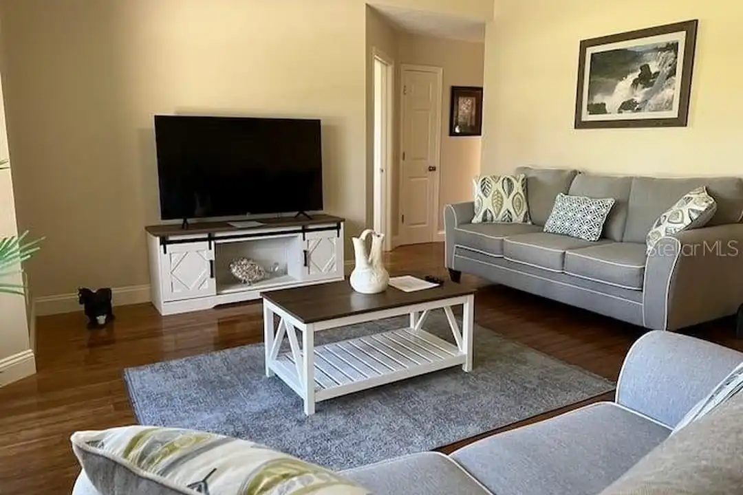 87 Mark Twain Ln - View 4