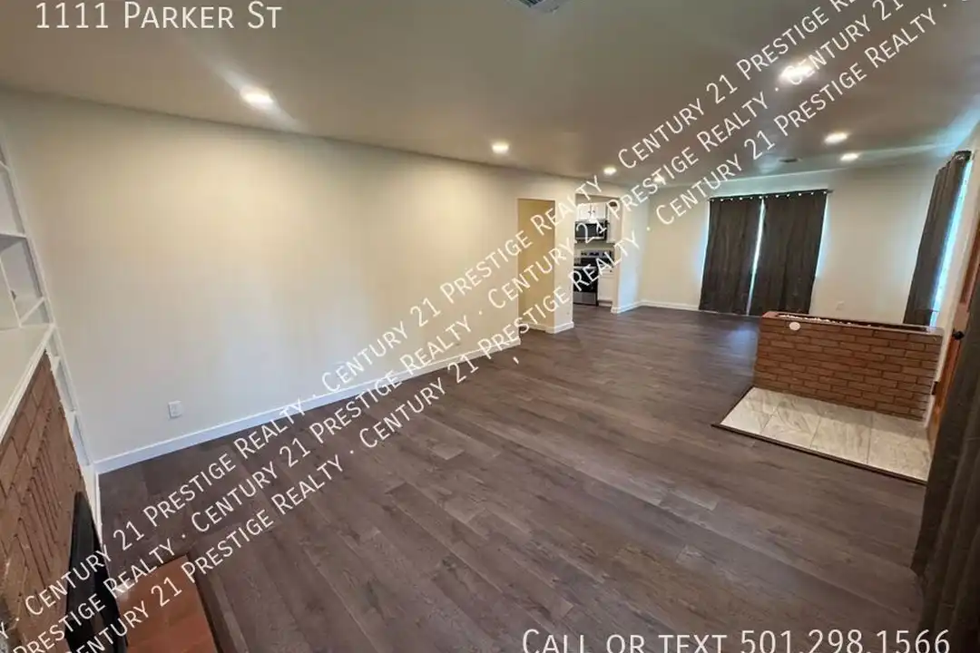 1111 Parker St - View 3
