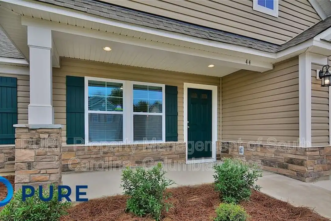 44 Bayberry Ct - View 6