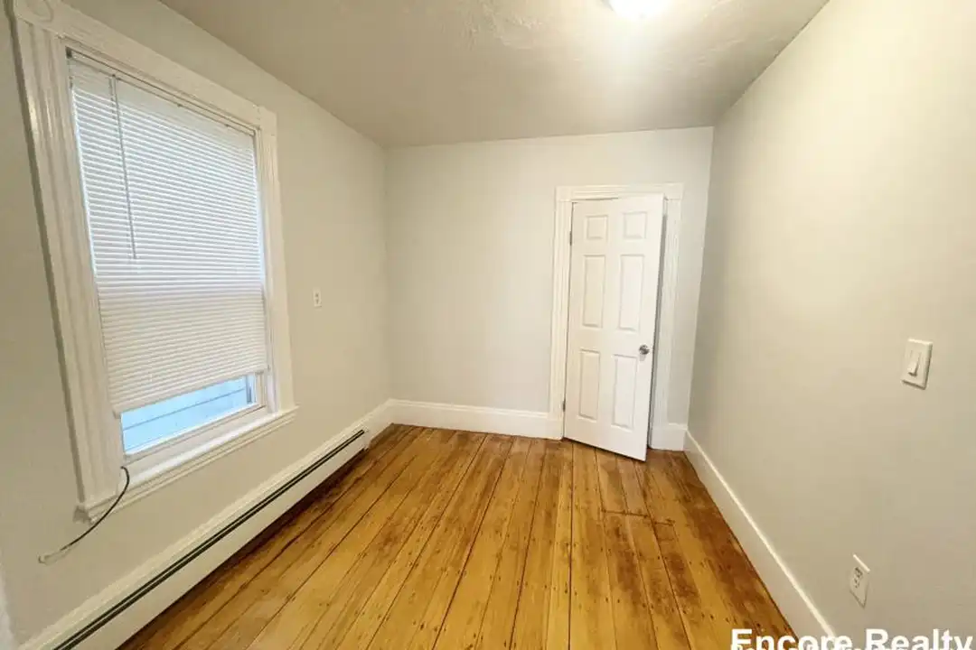 22 Howell St - View 6