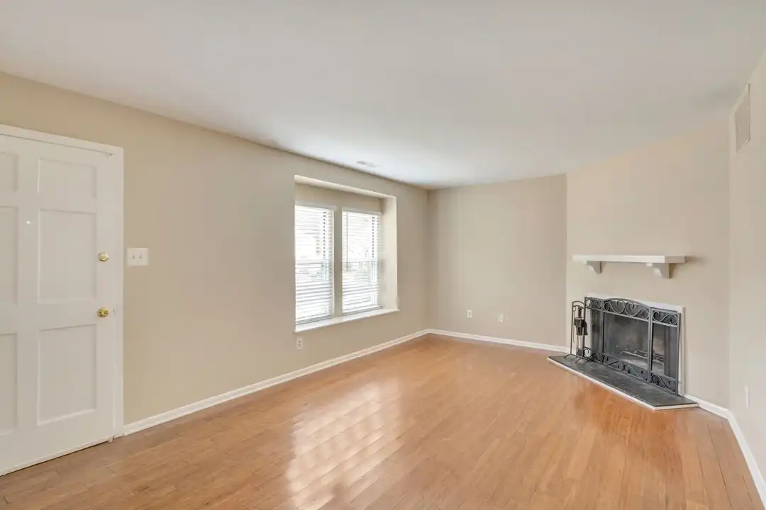 2716 Gatewood Cir - View 5