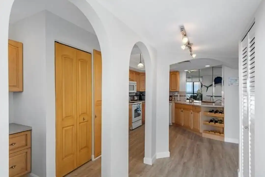 9550 S Ocean Dr #4 - View 5