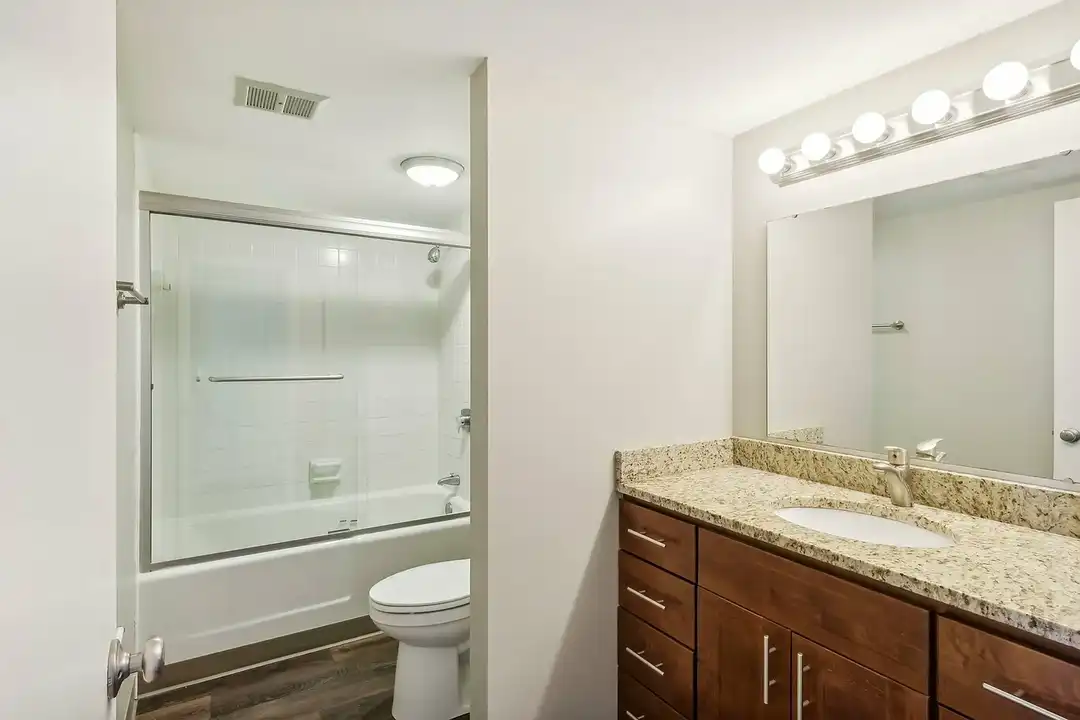 Grandview Pointe Apartments – photo 1