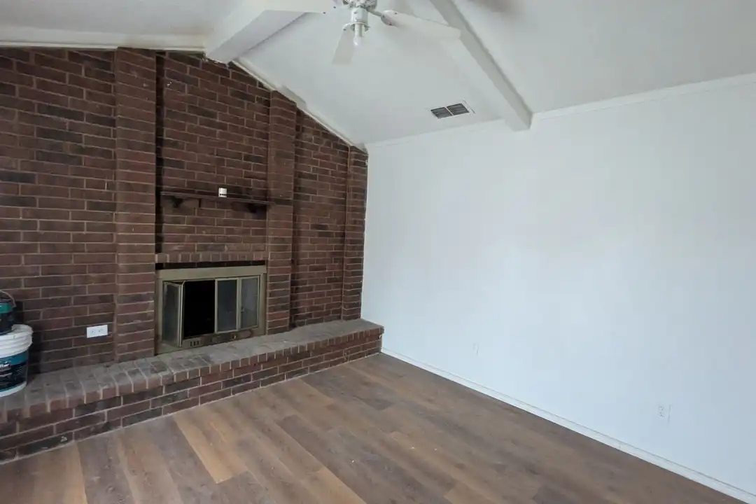House in Lubbock - View 3