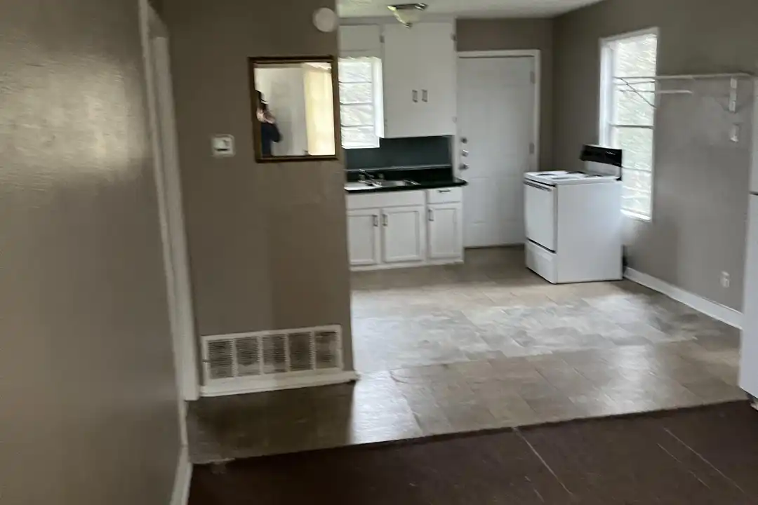 803 Southside Dr unit A - View 3