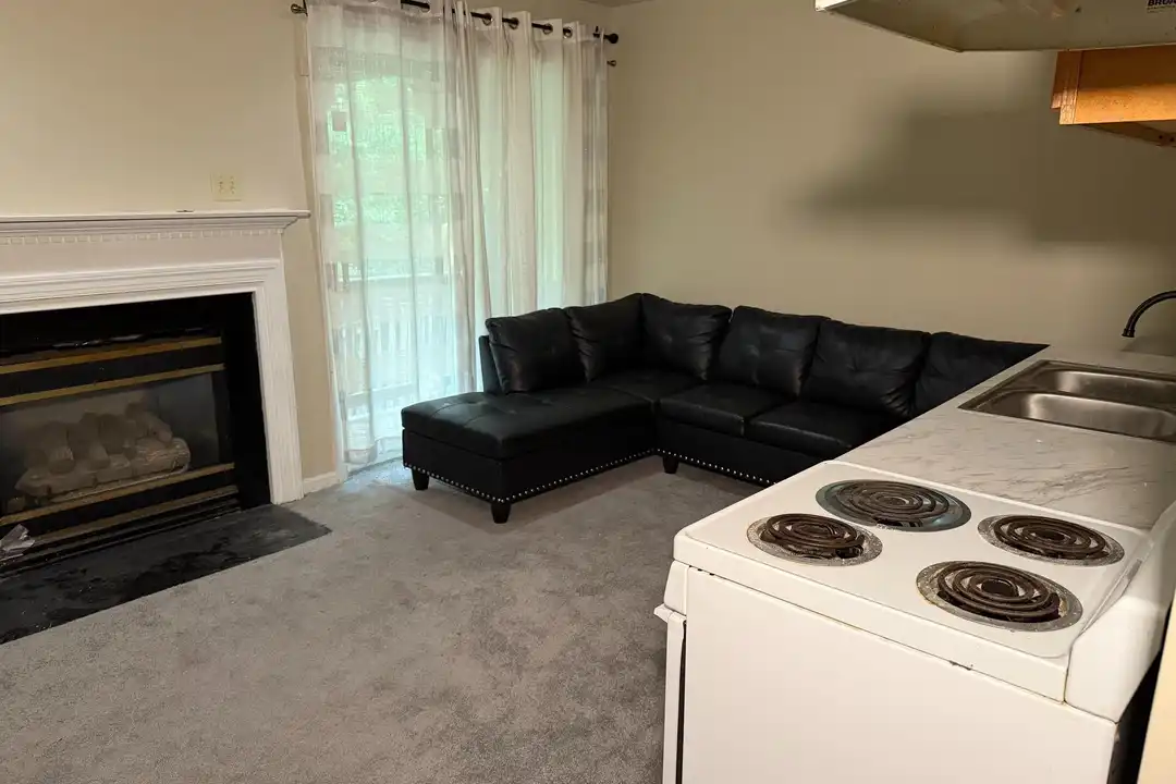 853 Faraway Ct – photo 1 of 41