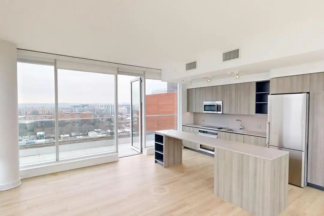 1201 Half St SW unit PH 1201 - View 2