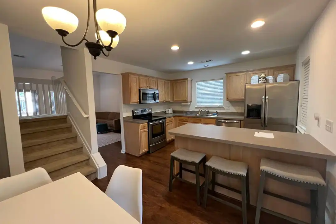 555 Tayrn Dr - View 4