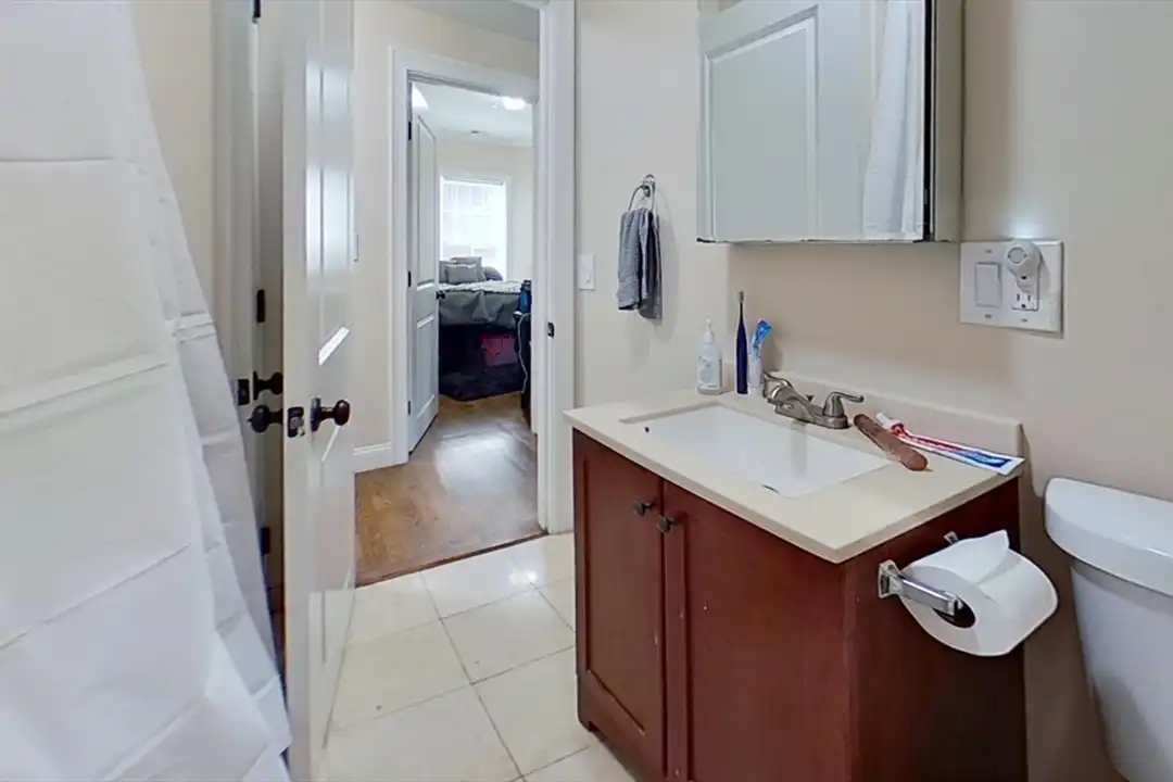 2969 Washington St unit 2 - Widok 4