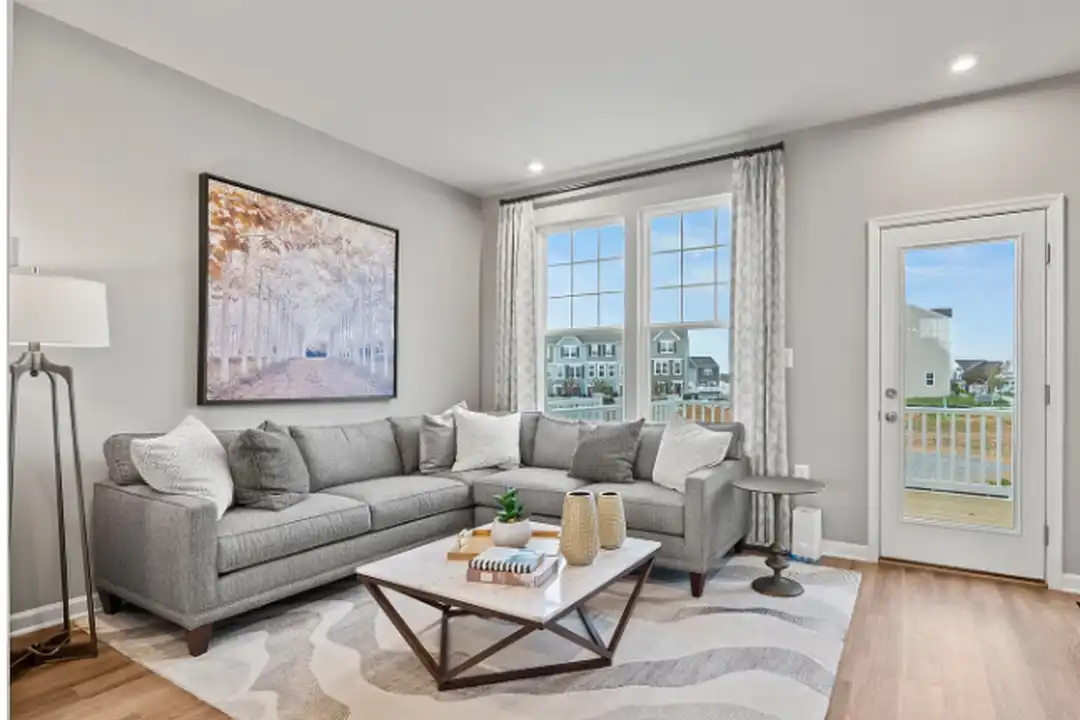 214 Coolidge Ave - More