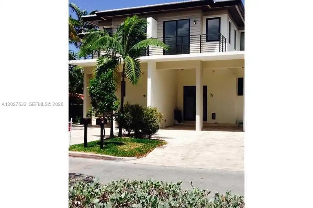 474 Fernwood Rd #474 - View 2