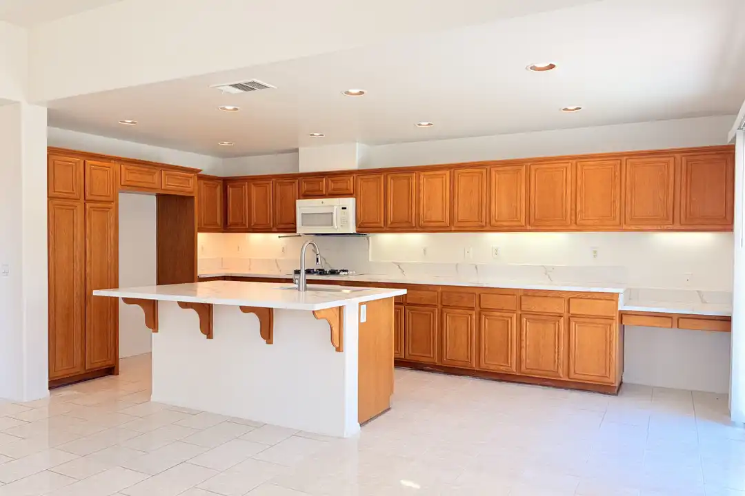 28330 Linda Vista St - View 3