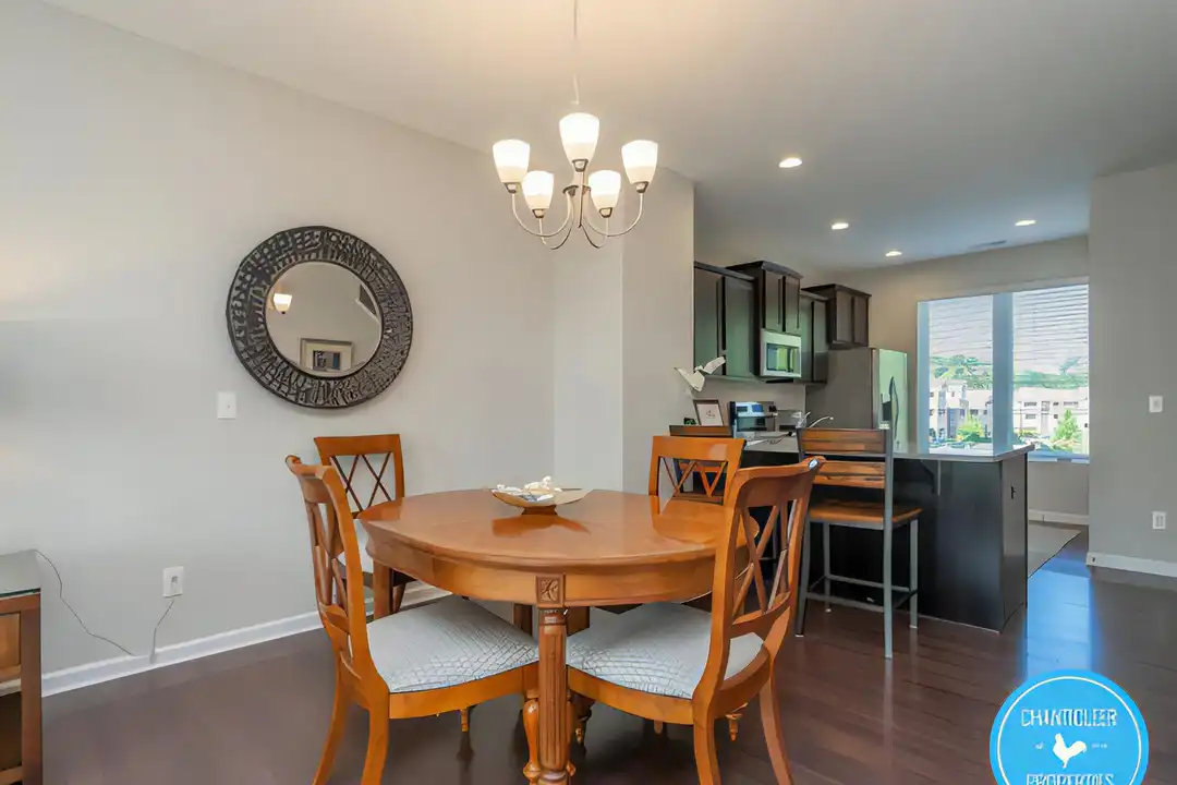 2618 Wolf Cub Ct – pohled 5