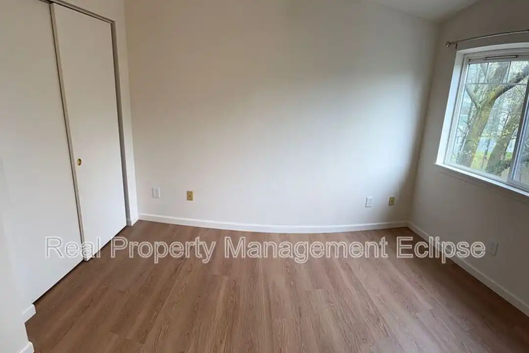 2034 South Main St unit 8 - Aanzicht 6