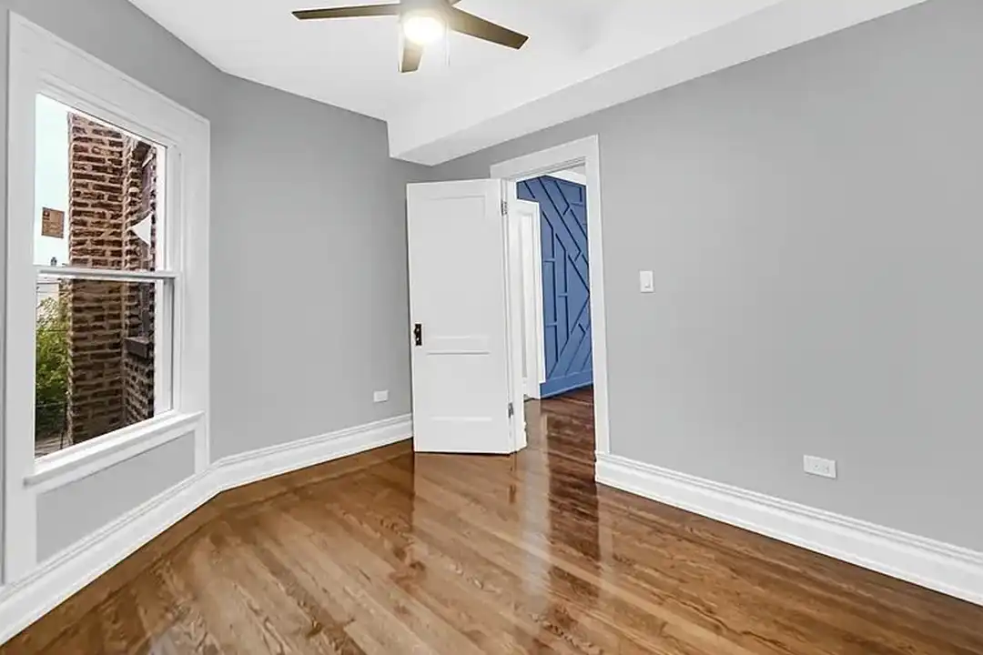7819 S Morgan St unit 2 - View 6