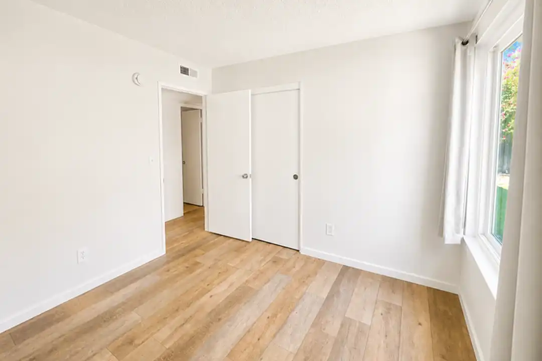 House in Santa Clarita - View 5