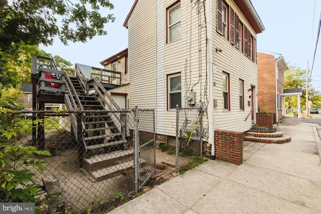 85 Union St - View 2
