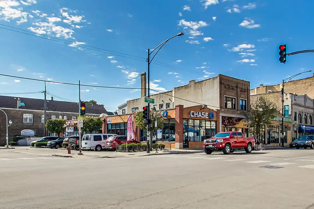 3101 W Cermak Rd unit A-C - View 3