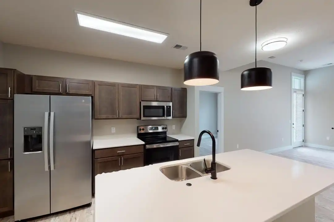 2112 University Dr unit 208 - View 4