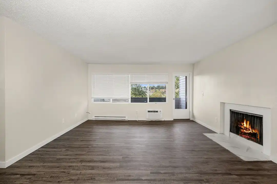 Velo Apartments Spokane - More