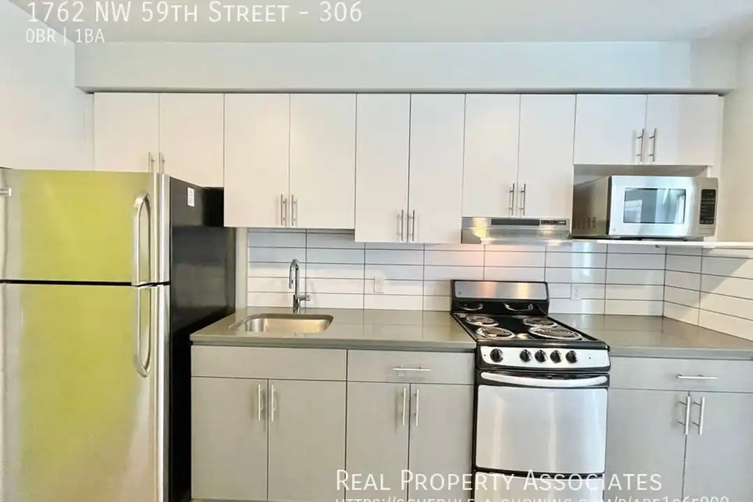 1762 NW 59th St - View 4