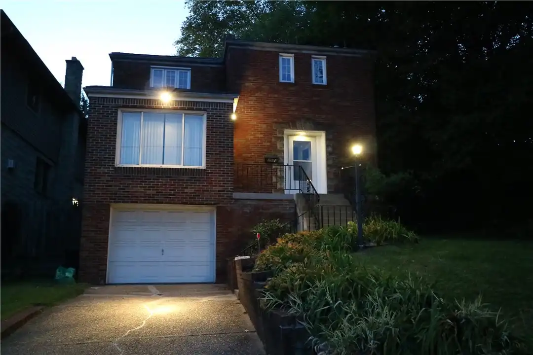 2570 Mt Royal Rd - View 2