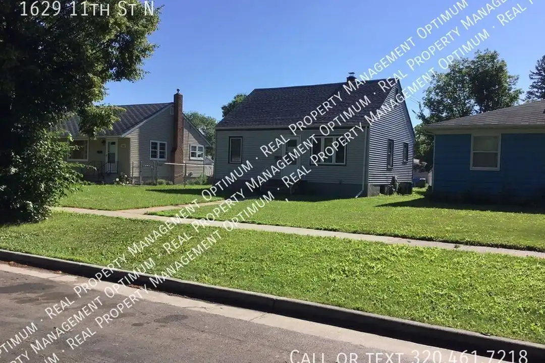 1629 11th St N – photo 1