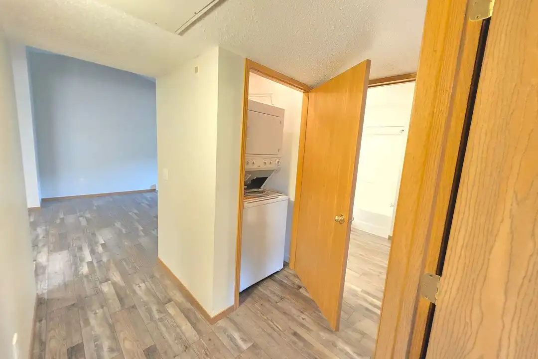 4821 E 41st St unit 208 - More
