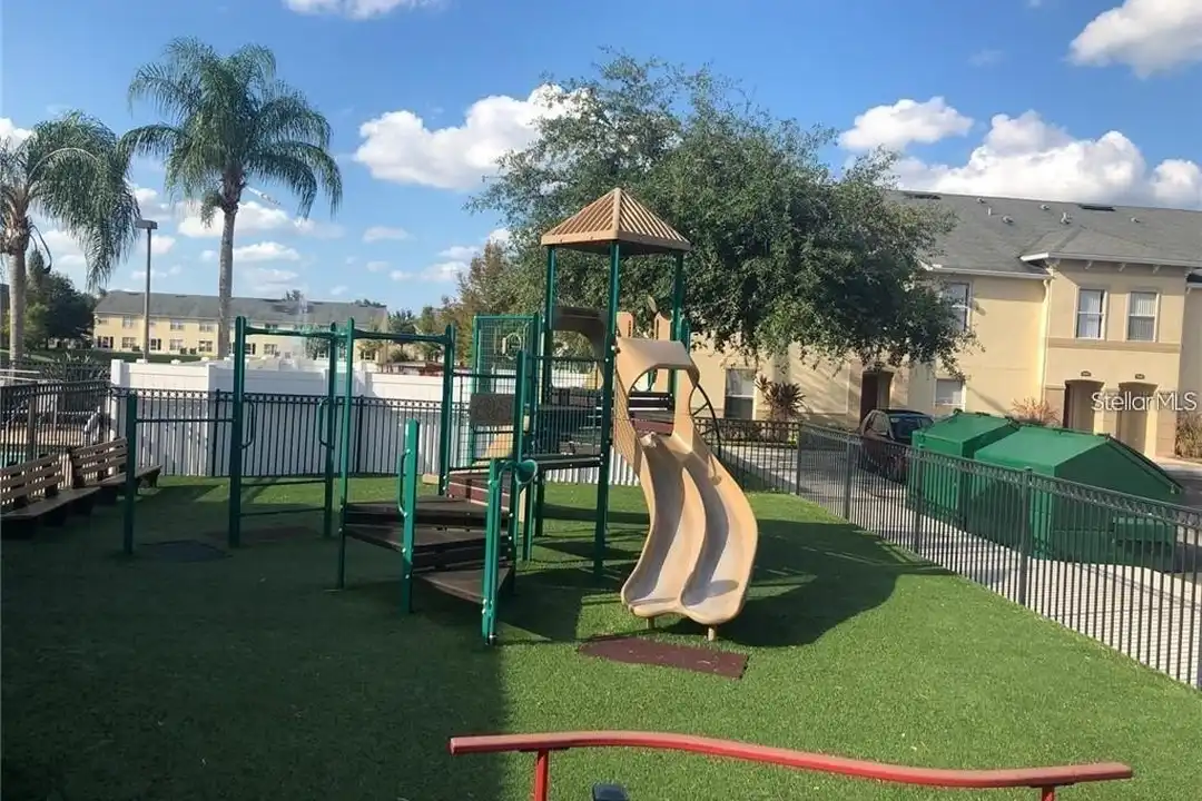 Apartment in Kissimmee - View 5