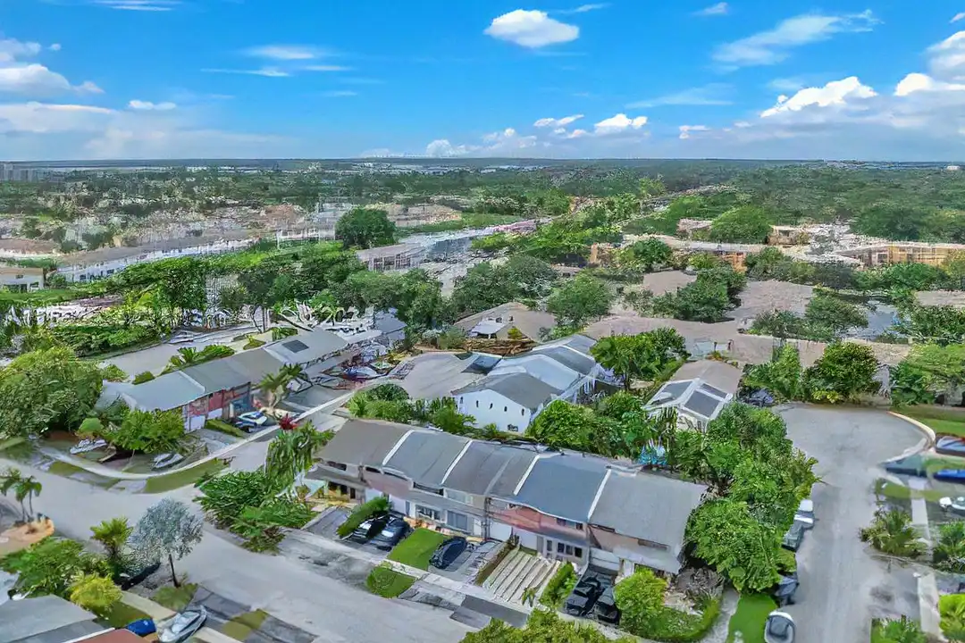 House in Pompano Beach - View 2