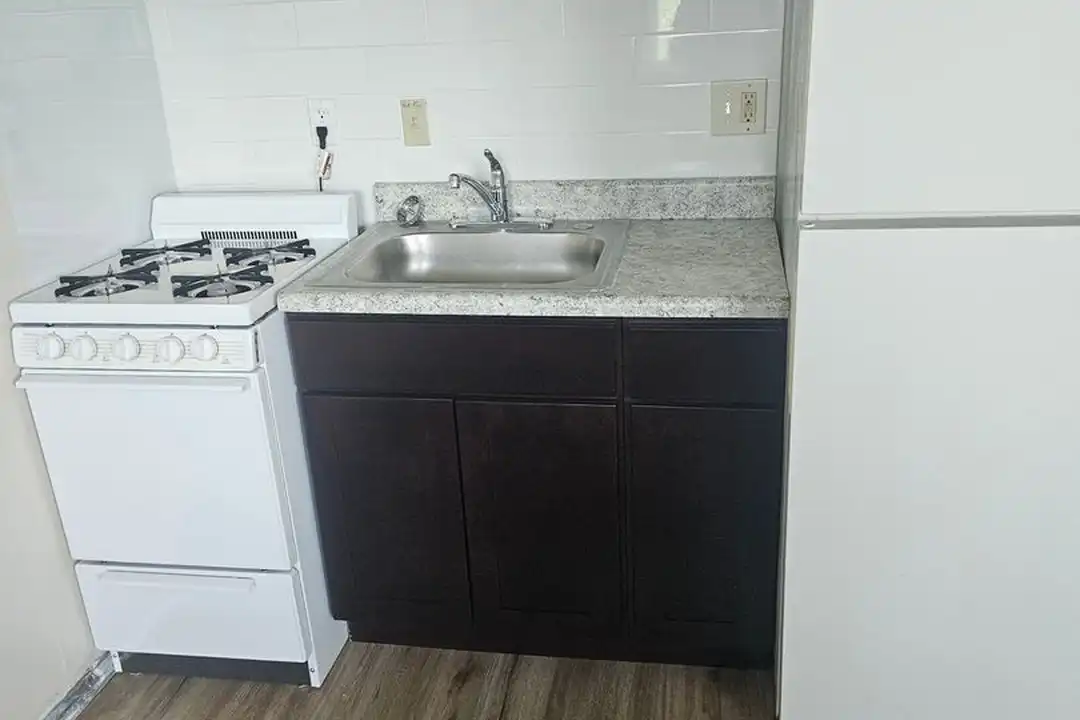 117 S 4th St unit 25-5 – photo 1 of 5