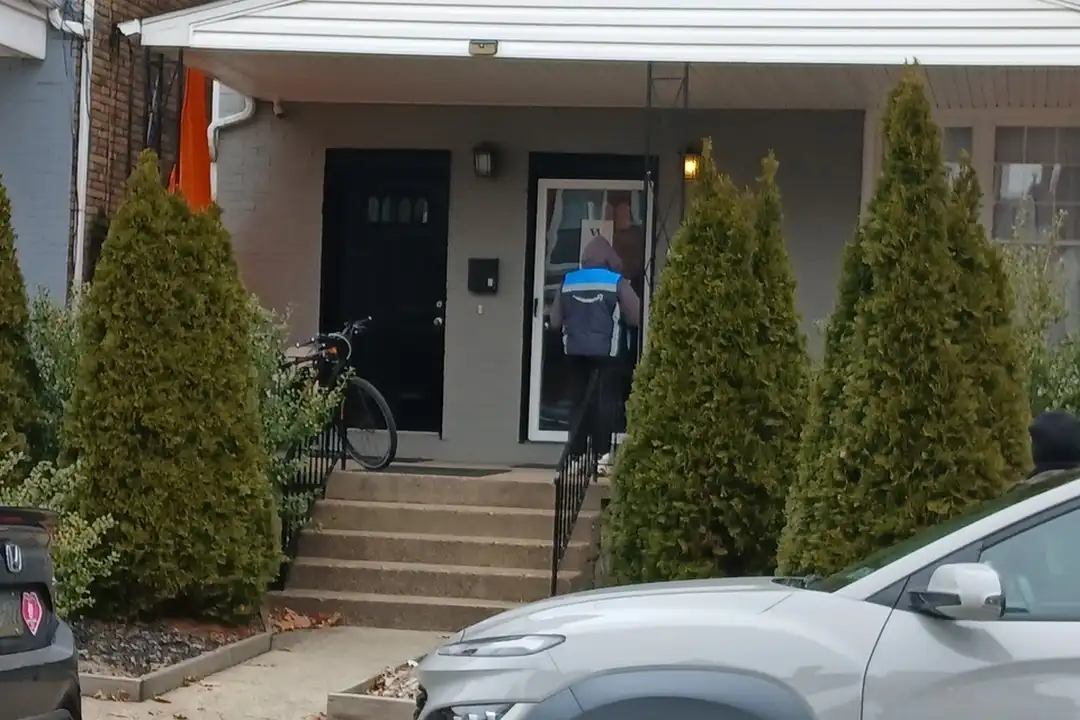 5439 Jackson St unit 2-4 – photo 1